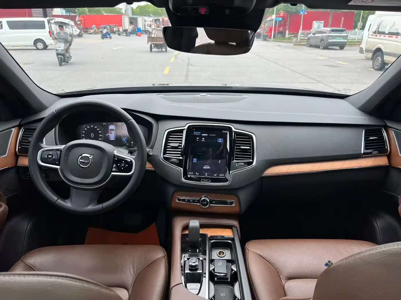 Volvo XC90 2022 B6 Smart Elite Sport 7-Seater фото 6
