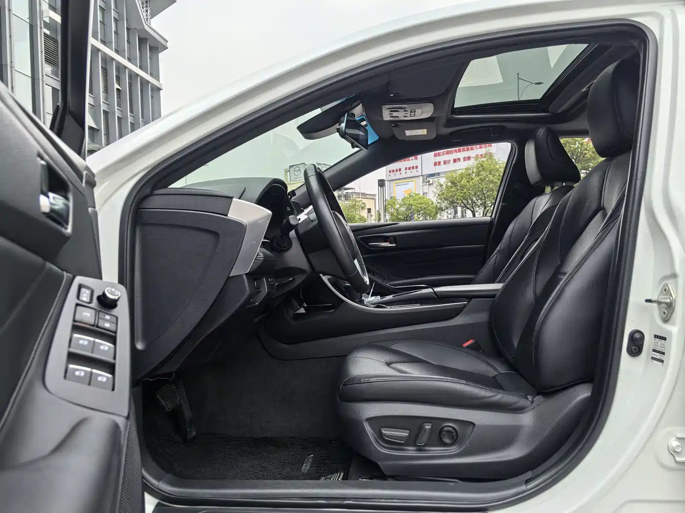 Toyota Avalon 2019 2.0L Luxury Edition (China VI) фото 8