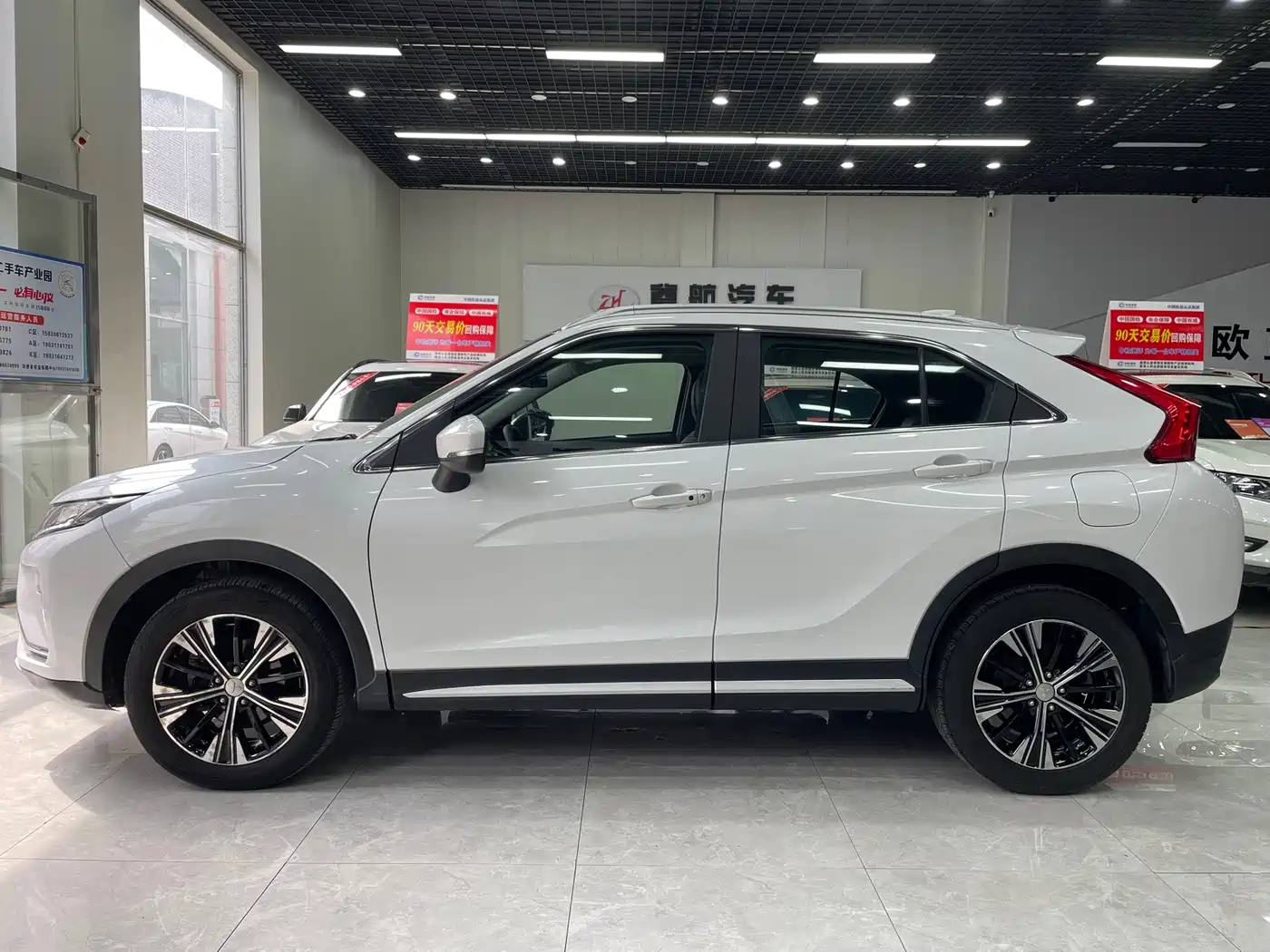 Mitsubishi Eclipse Cross 2019 1.5T CVT 2WD Dream Edition China VI фото 3