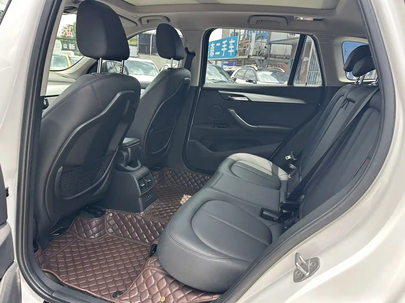 BMW X1 2019 sDrive20Li Leading Model фото 10