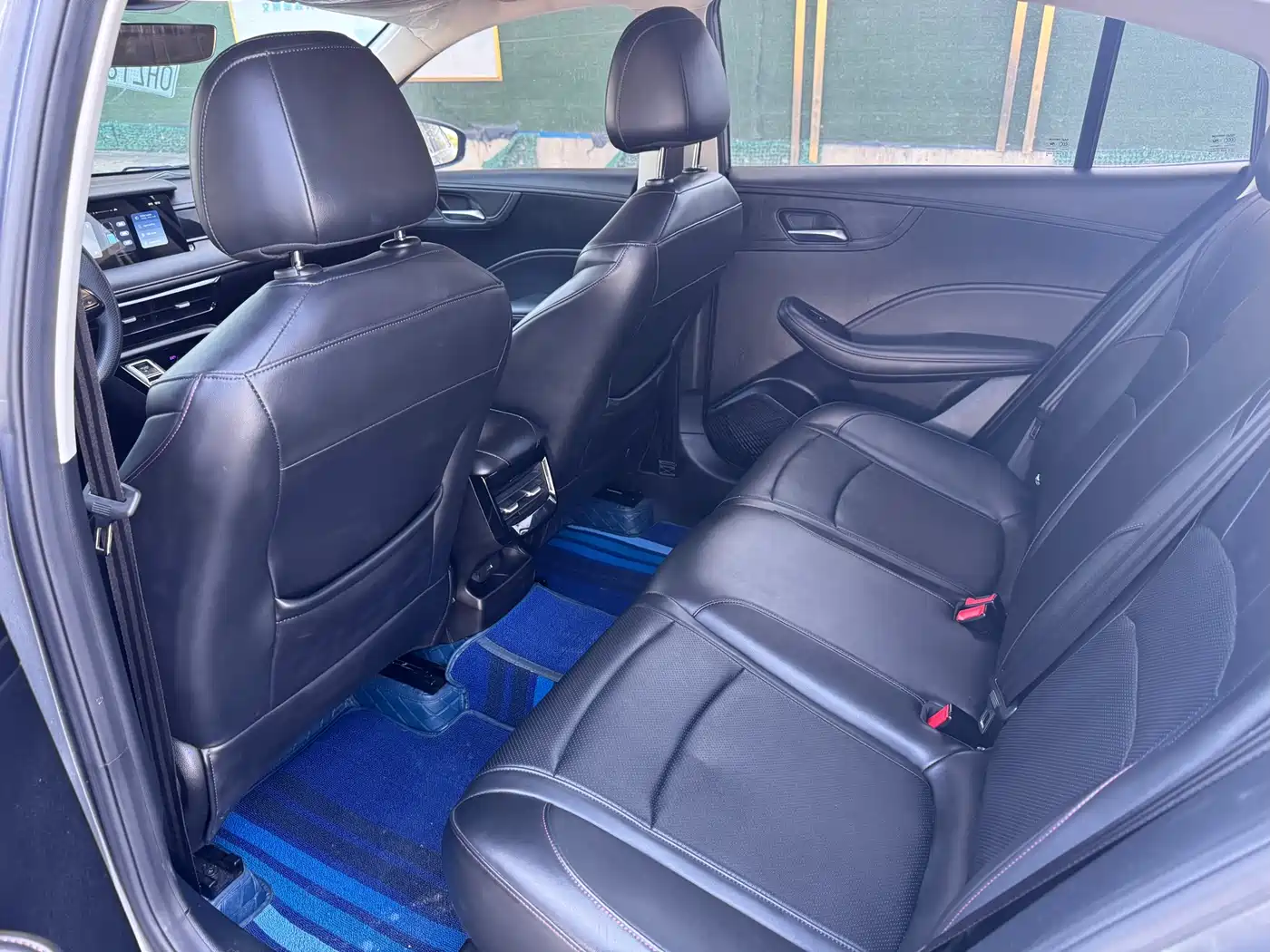 ROEWE I5