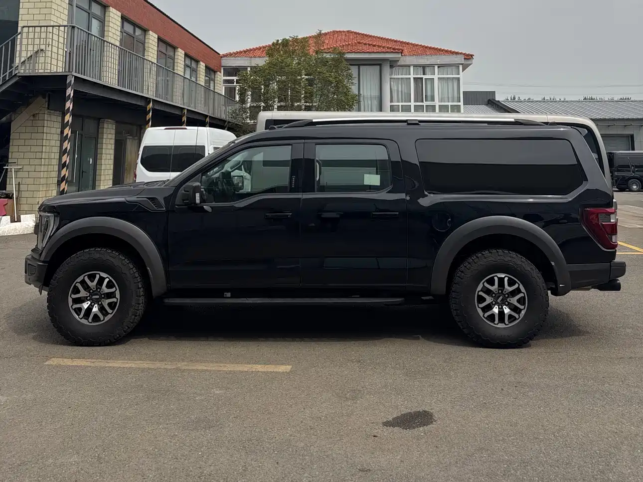 Juntian Brave 2022 Model 3.5T Luxury фото 3