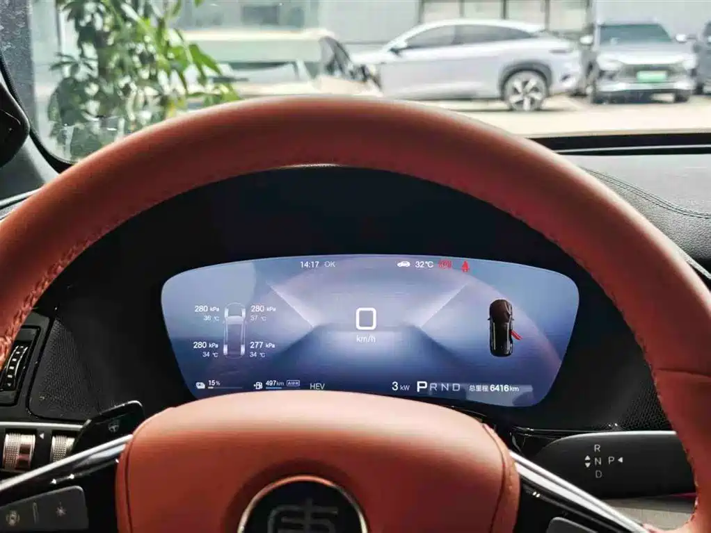BYD Tang New Energy 2026 Smart Drive Edition DM-i 160KM Premium фото 13
