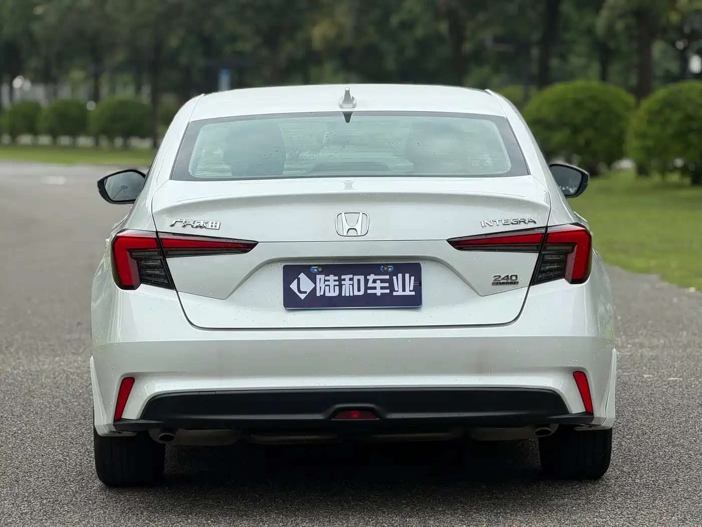 Фото 5 - Honda Integra