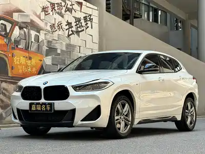 BMW X2