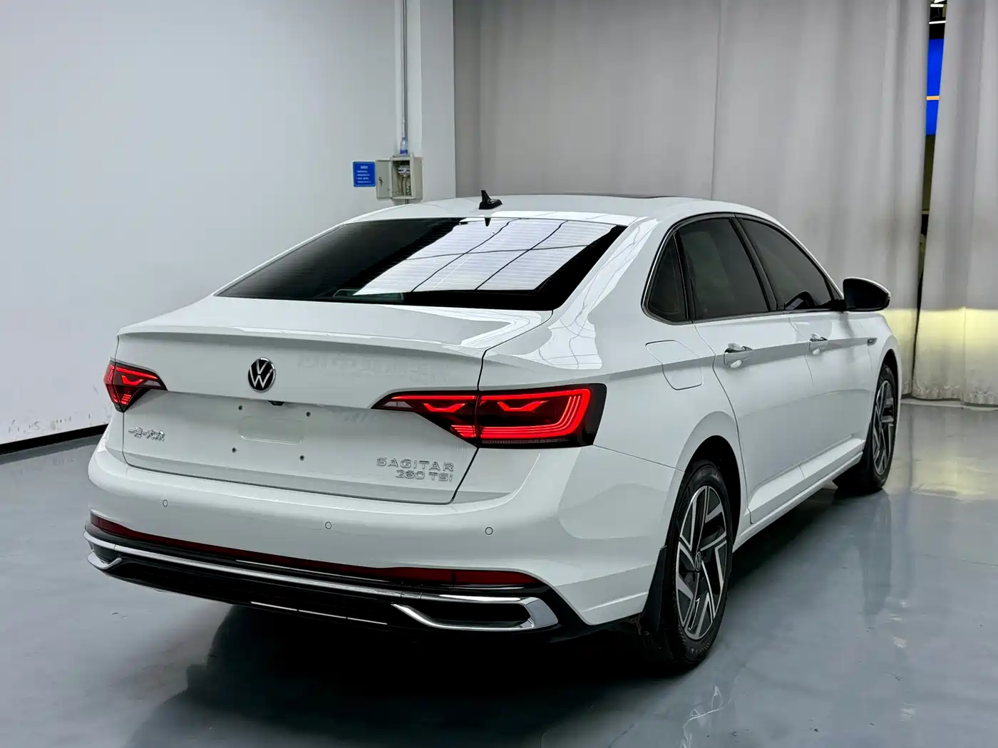 Volkswagen Sagitar, миниатюра 17