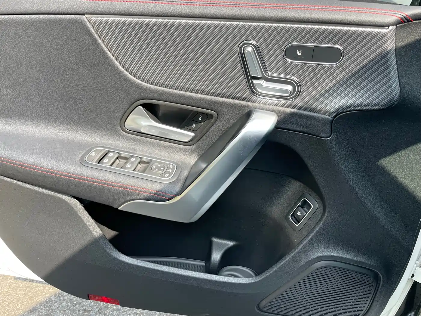 Mercedes-Benz A-Class 2025 Facelift A 200 L Fashion Edition фото 16
