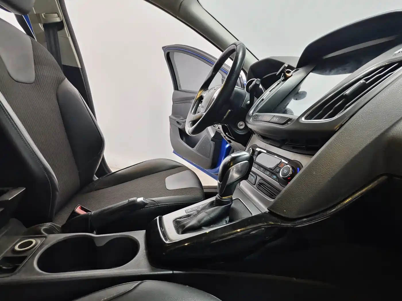 Ford Focus 2012 2012 Hatchback 1.6L Automatic Trend