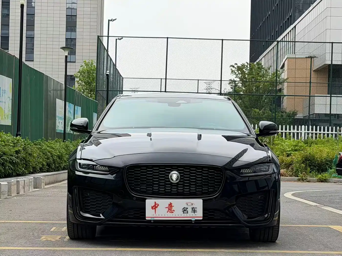 Jaguar XEL 2024 Model 2.0T 250PS R-DYNAMIC S Gloss Black Sport Edition