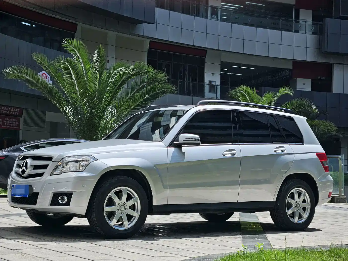 Mercedes-Benz GLK-Class (Import) 2011 GLK 300 4MATIC Dynamic