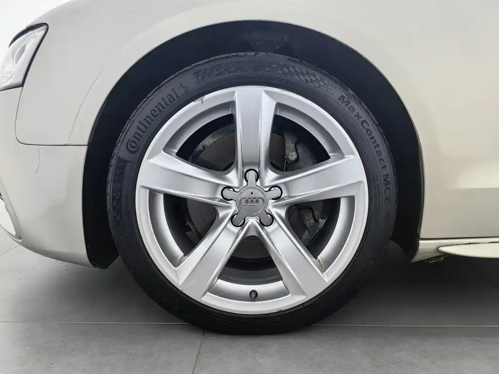 Photo 17 - Audi A5 (Import)