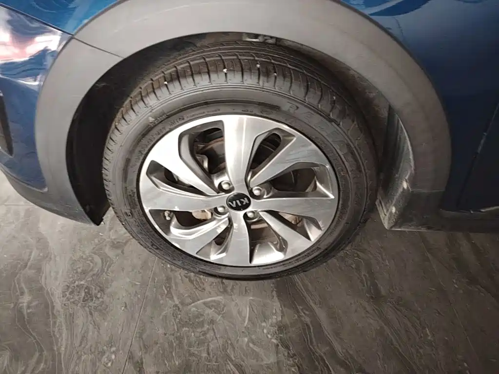 Kia KX CROSS 2019 2018 1.6L Automatic Smart Sunroof Edition