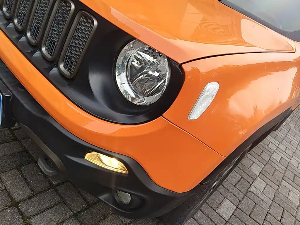 Jeep Renegade 2016 2016 2.0L Automatic AWD 75th Anniversary Tribute Edition