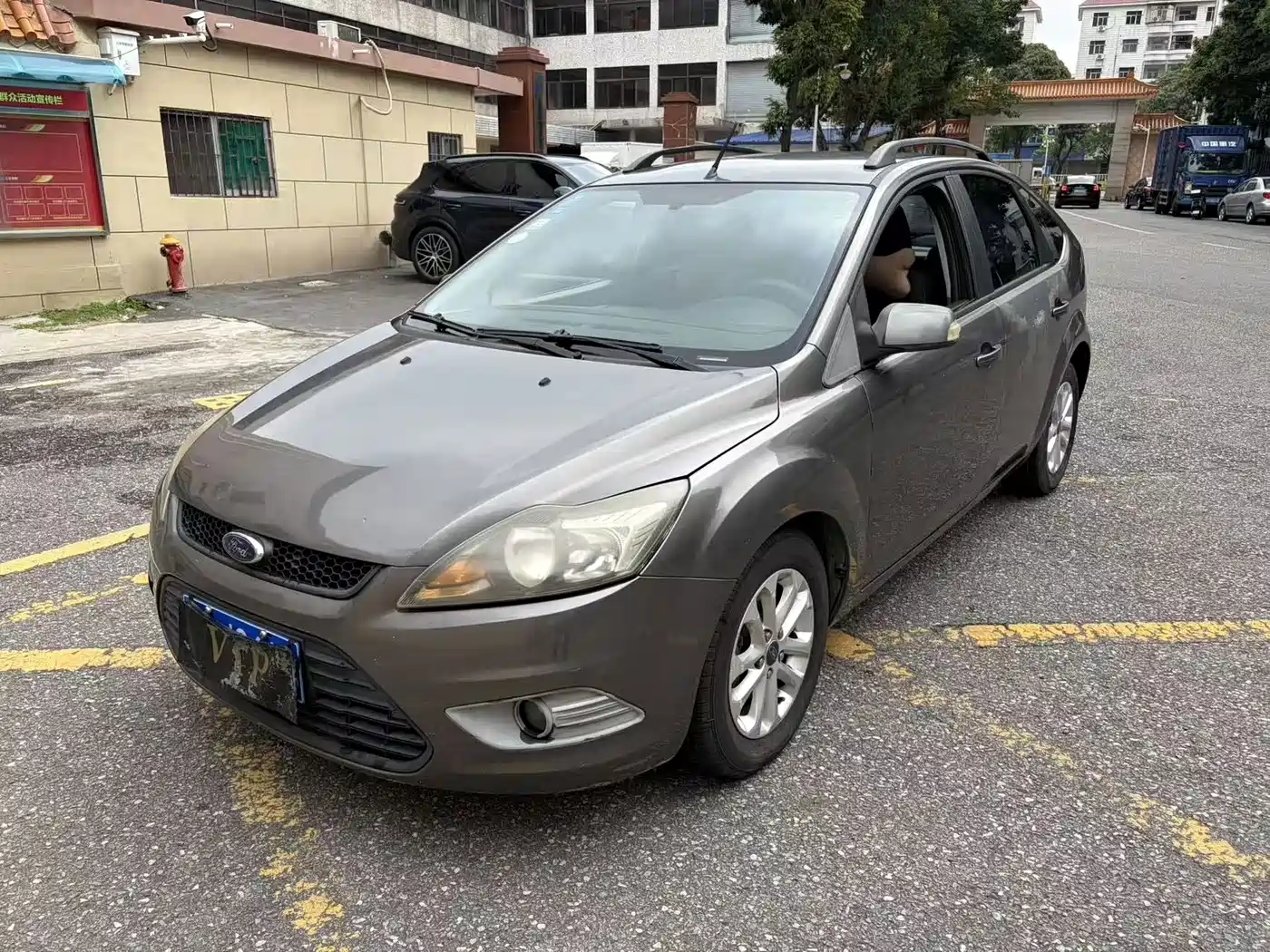 Ford Focus 2013 2013 Hatchback Classic 1.8L Manual Million Edition