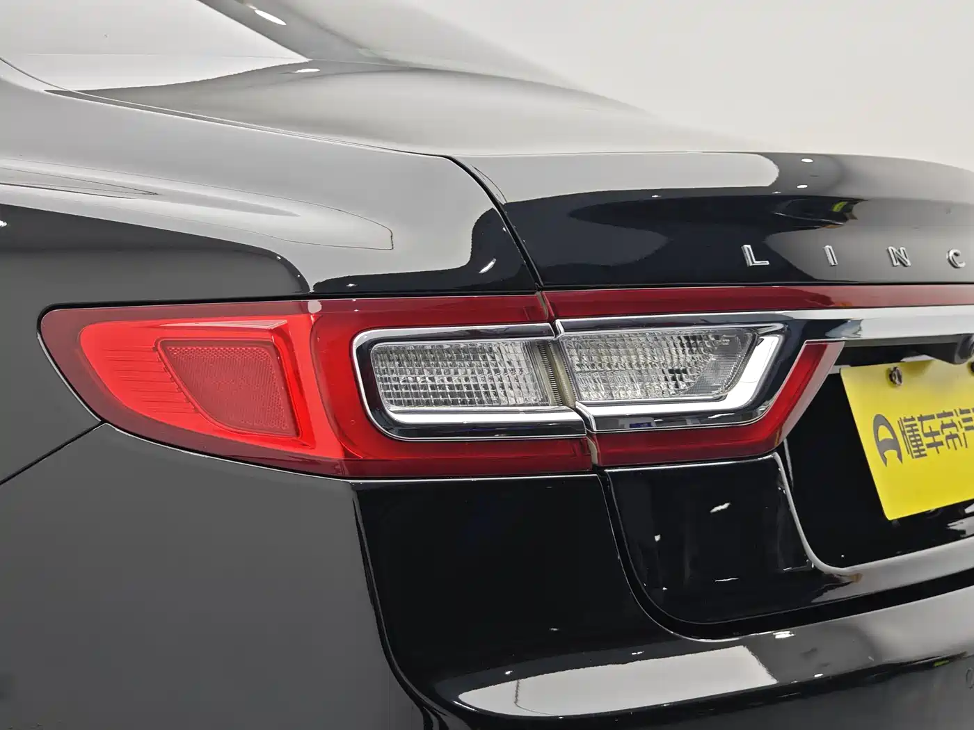 Lincoln Continental 2017 2017 2.0T 2WD Premium Edition