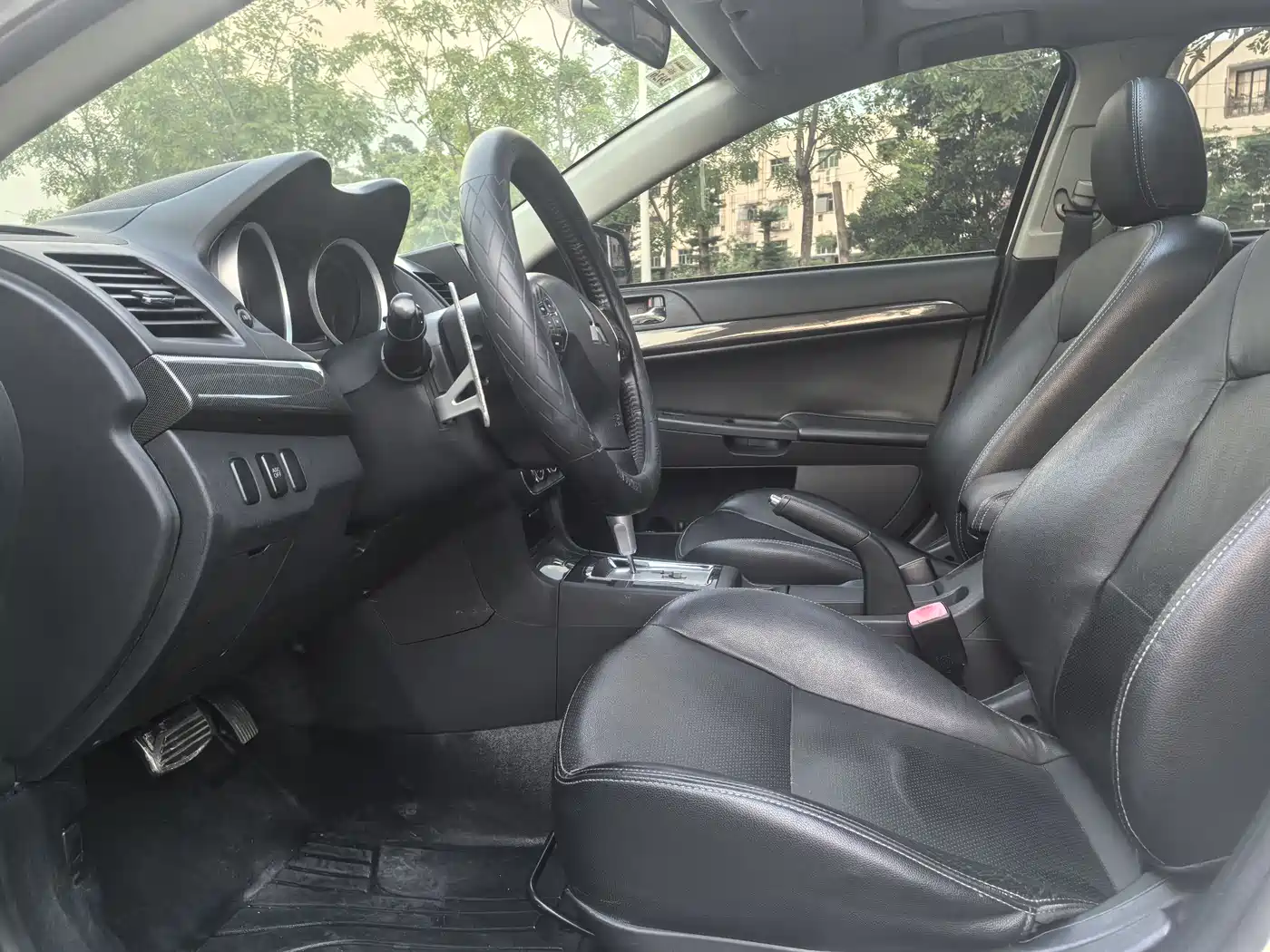 Mitsubishi Lancer EX 2012 Zhishang 1.8L CVT Luxury фото 7