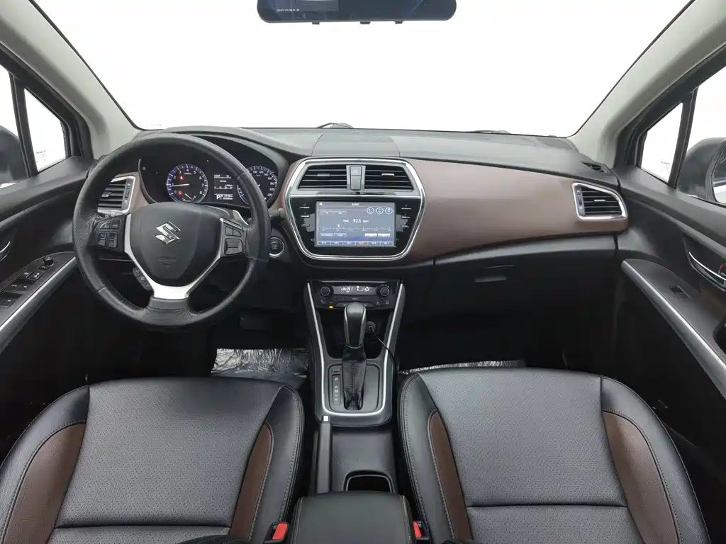 Suzuki Xiaotu 2018 2017 1.6L CVT 2WD Urban Progressive Edition