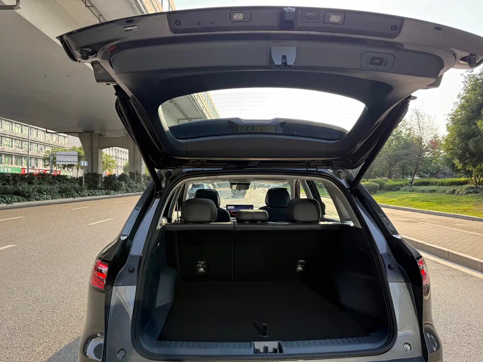 Фото 11 - Geely Galaxy Galaxy E5