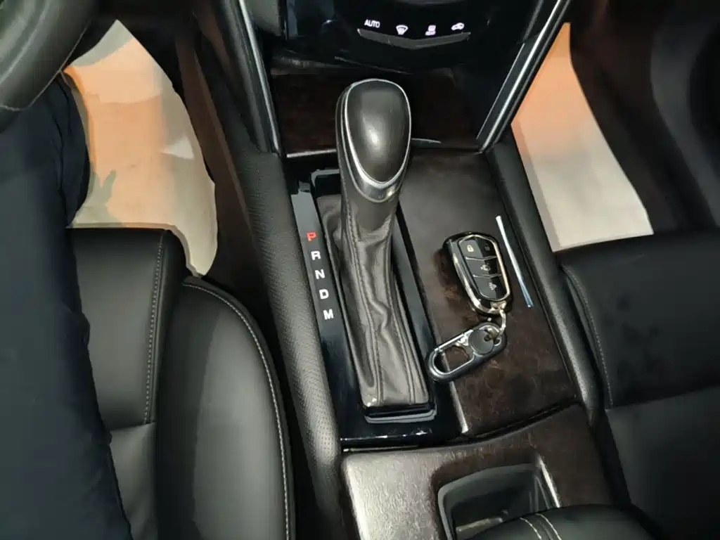 Фото 14 - Cadillac XTS