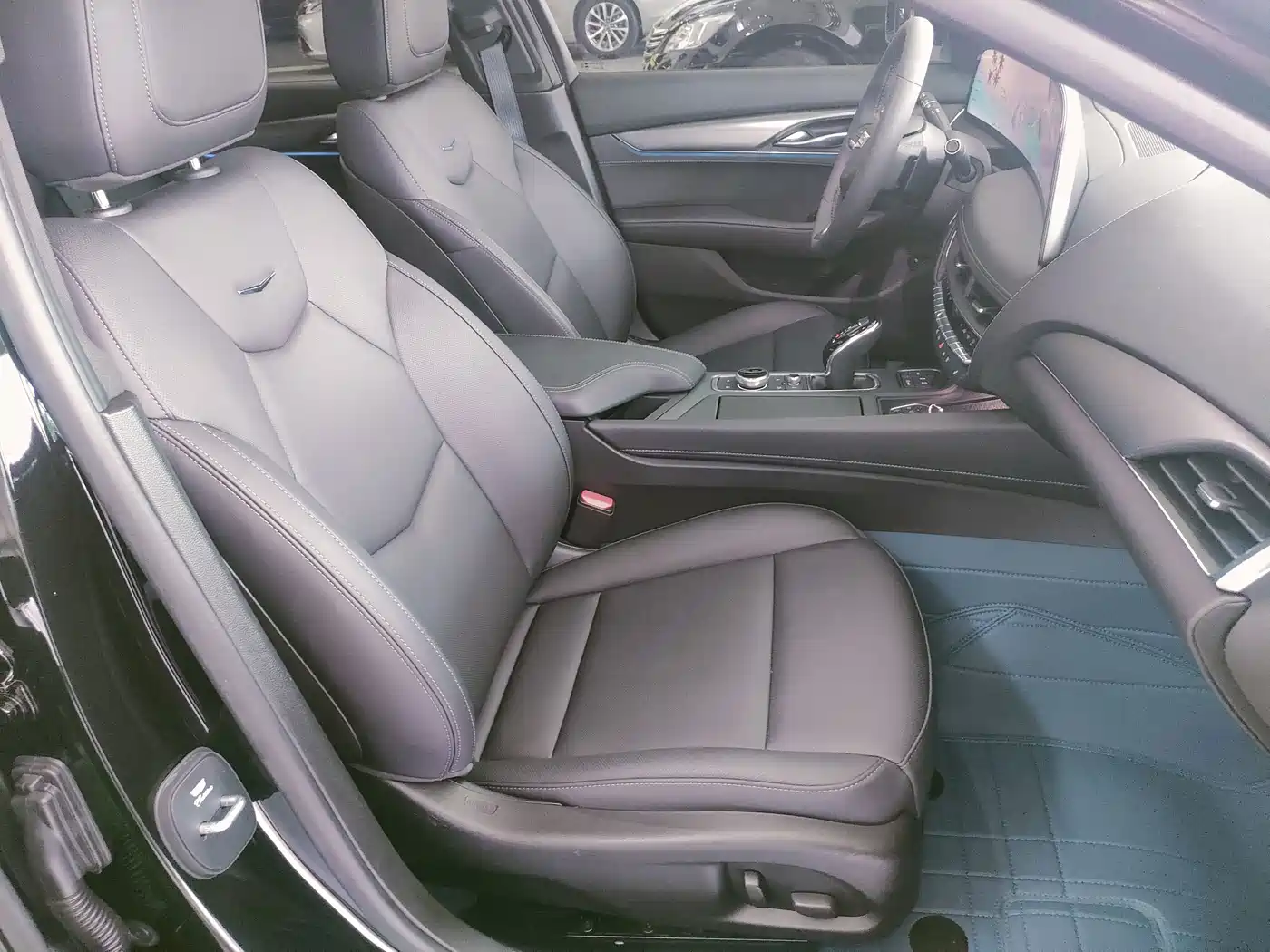Cadillac CT5 2026 2025 Model 28T Urban Sport Edition
