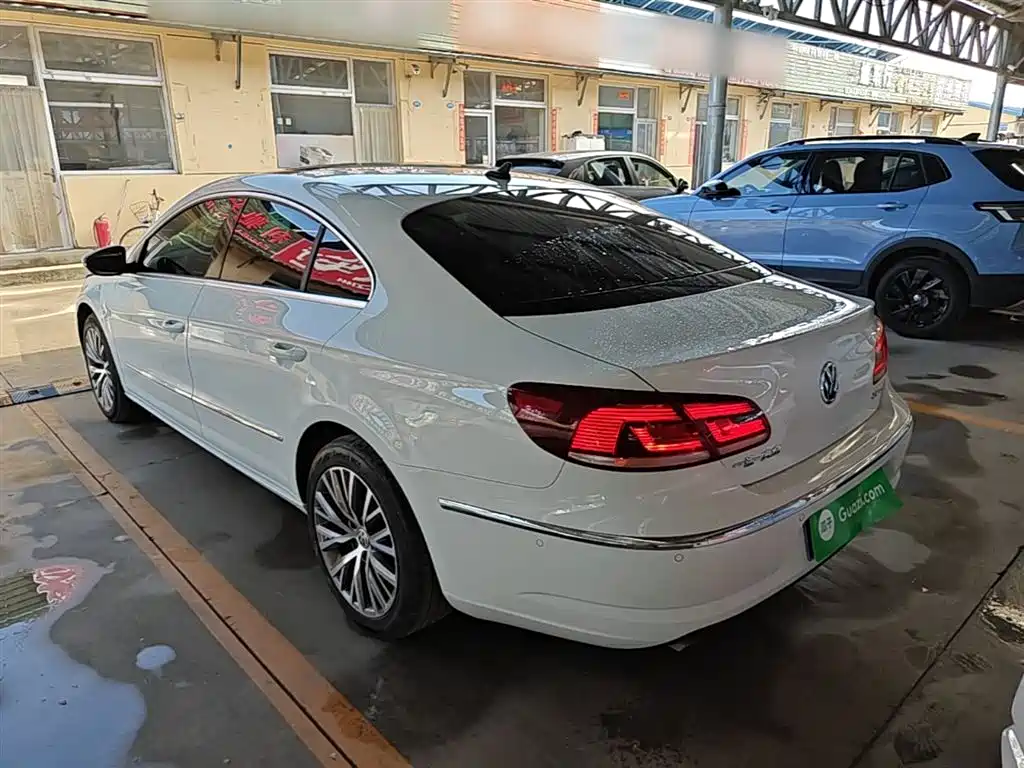 Volkswagen FAW-Volkswagen CC 2016 Model 1.8TSI Luxury фото 5