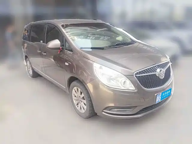 Buick GL8 2017 25S Luxury China V — фото 3