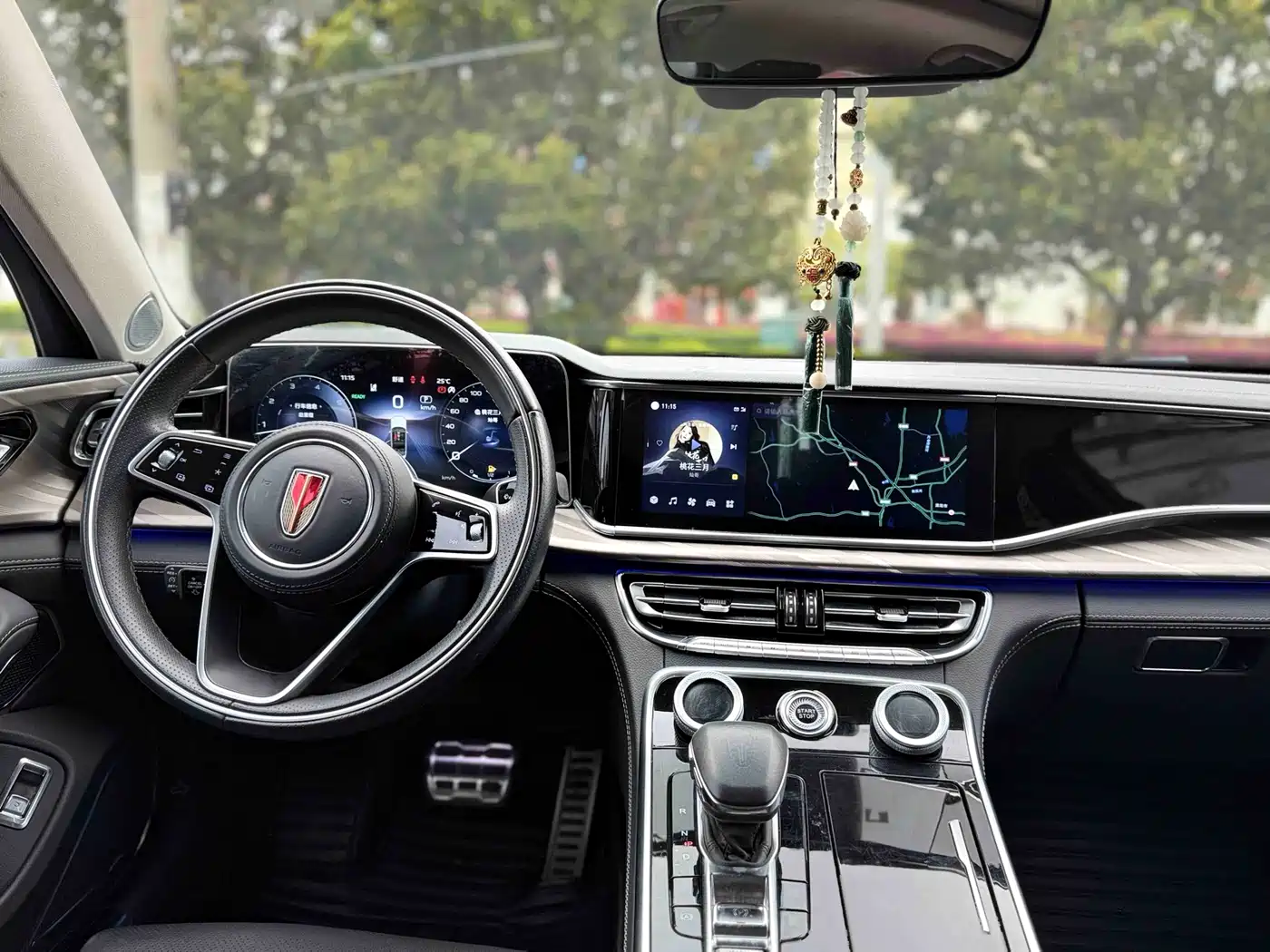 Hongqi H9 2022 2.0T Smart Connect Flag Enjoy Edition фото 24