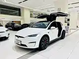 Фото 10 - Tesla Model X