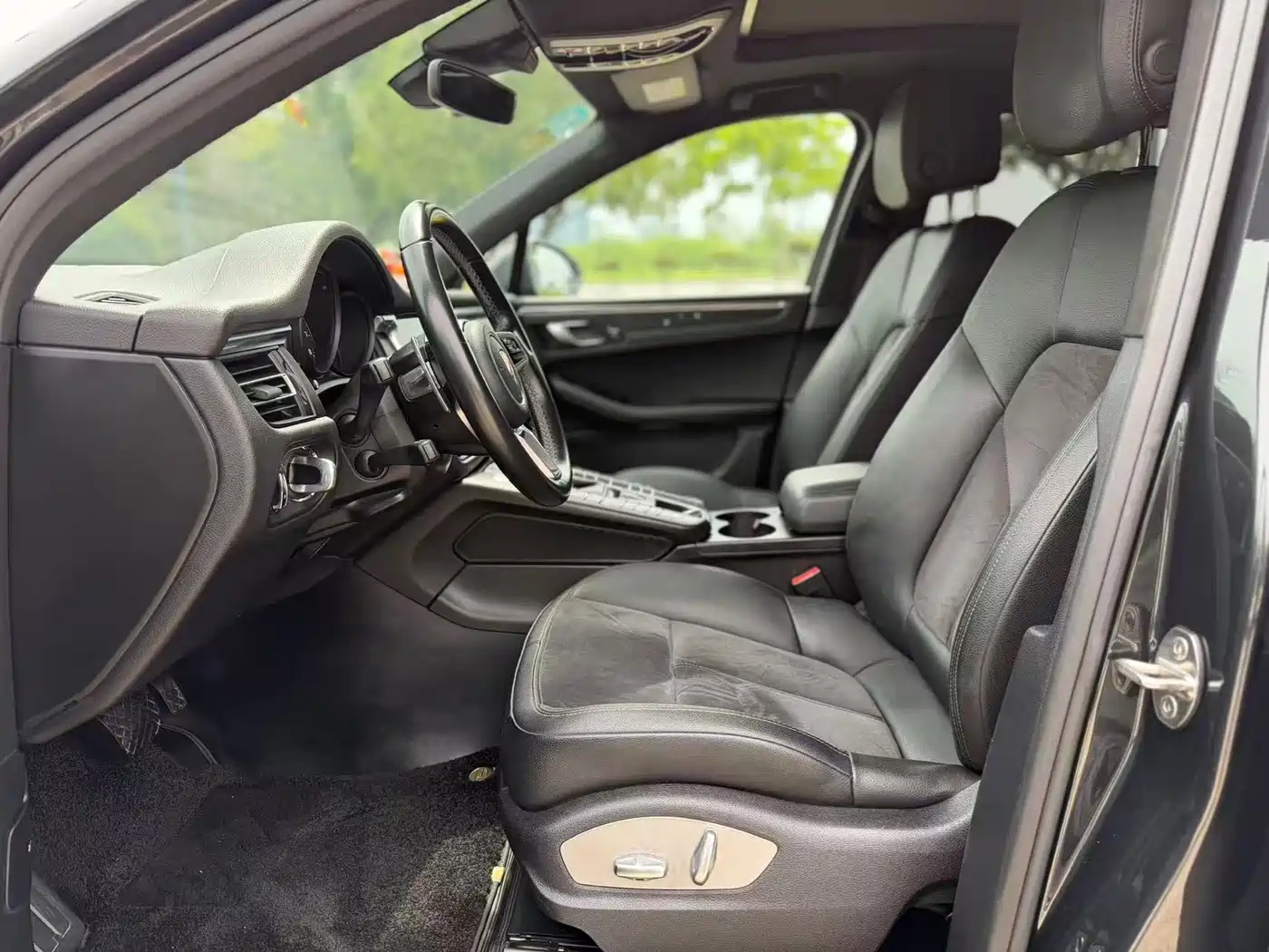 Porsche Macan 2018 Macan 2.0T фото 5
