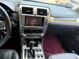 Photo 6 - Lexus GX