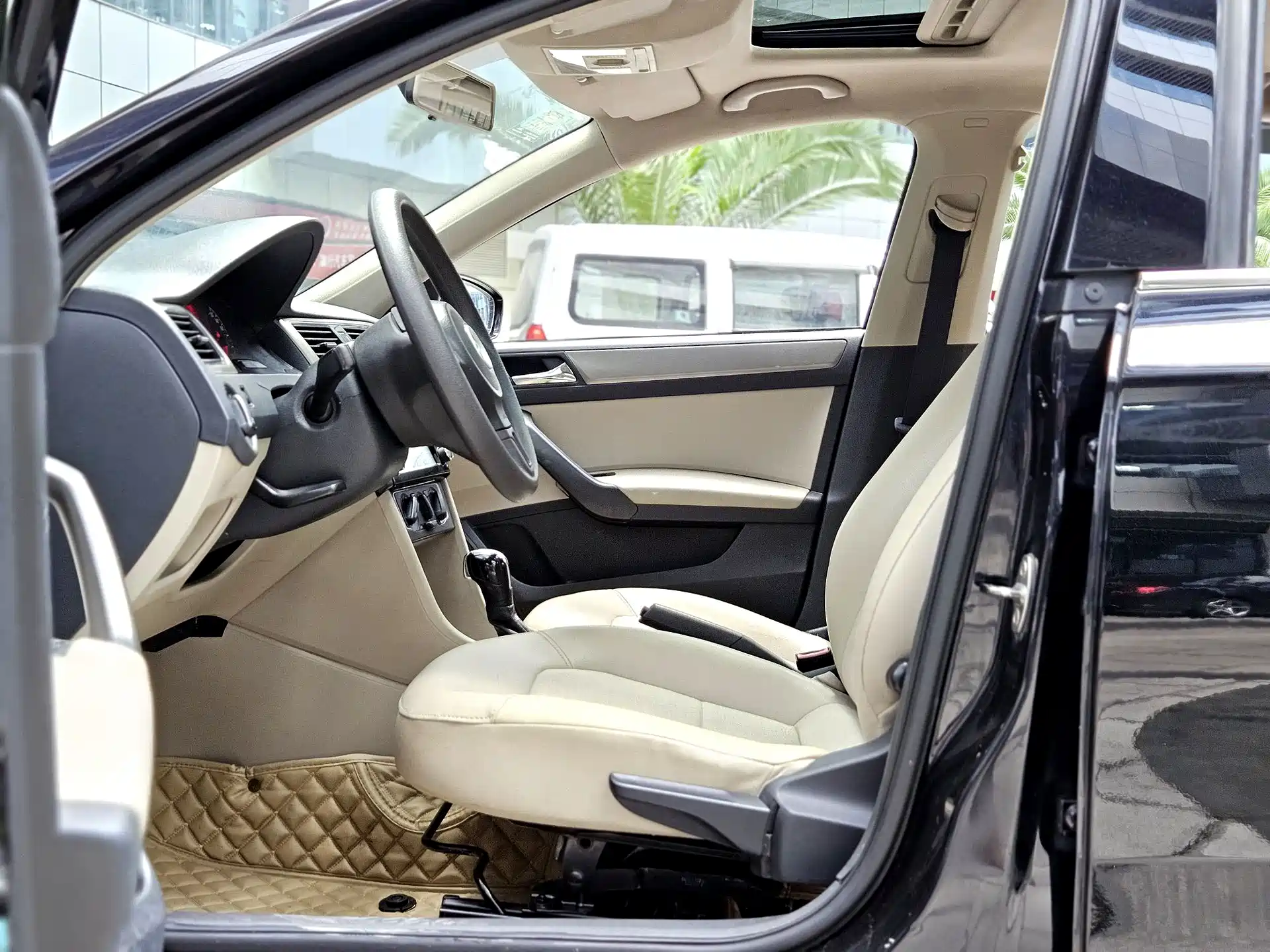 Photo 5 - Volkswagen Santana