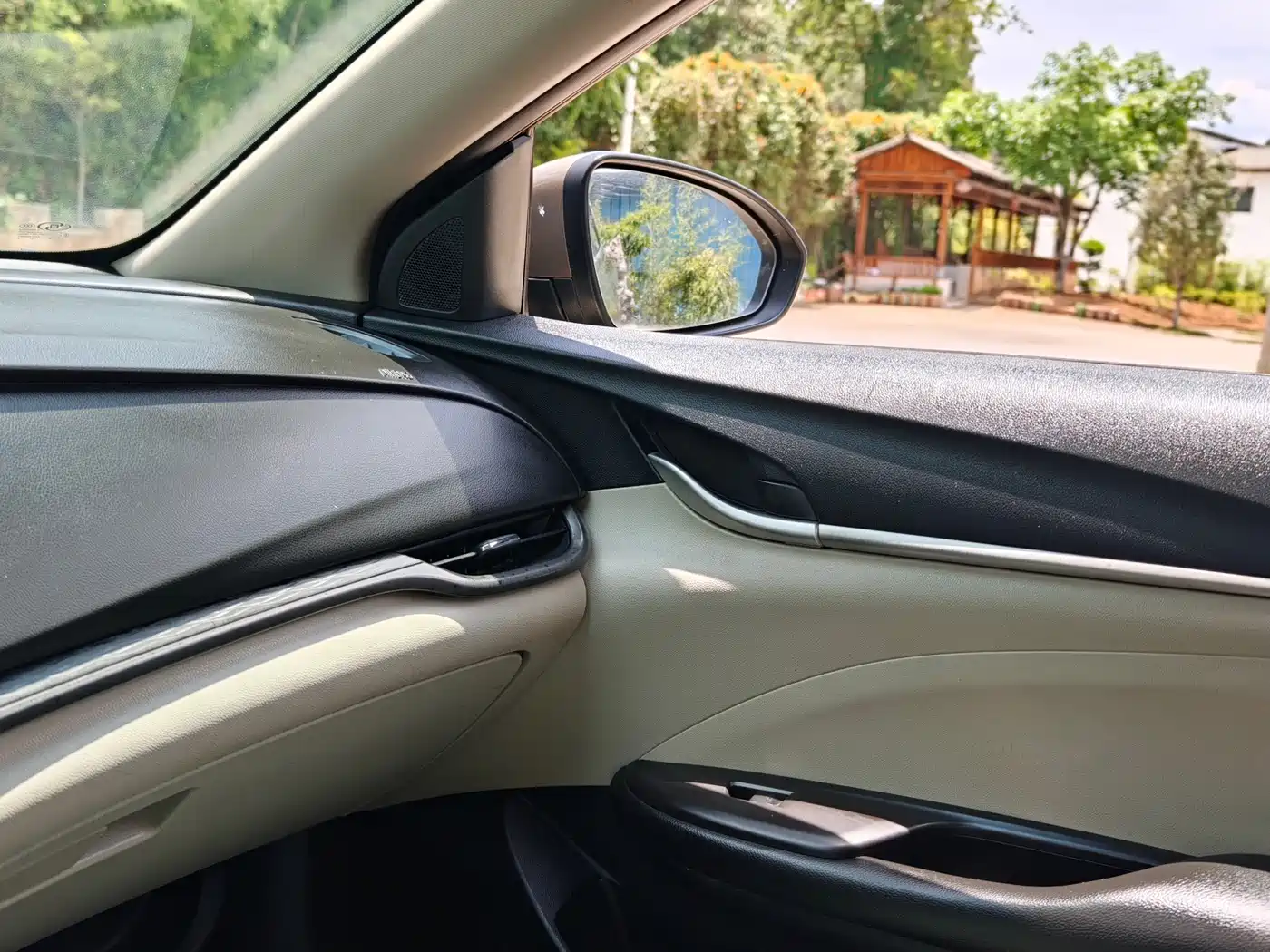 Photo 25 - Buick Excelle