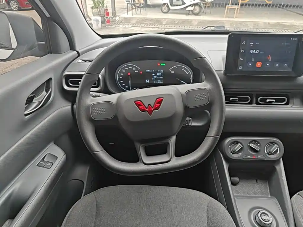 Wuling Motors Wuling Hongguang New Energy 2024 2024 Model Pure Electric 300KM Utility Version