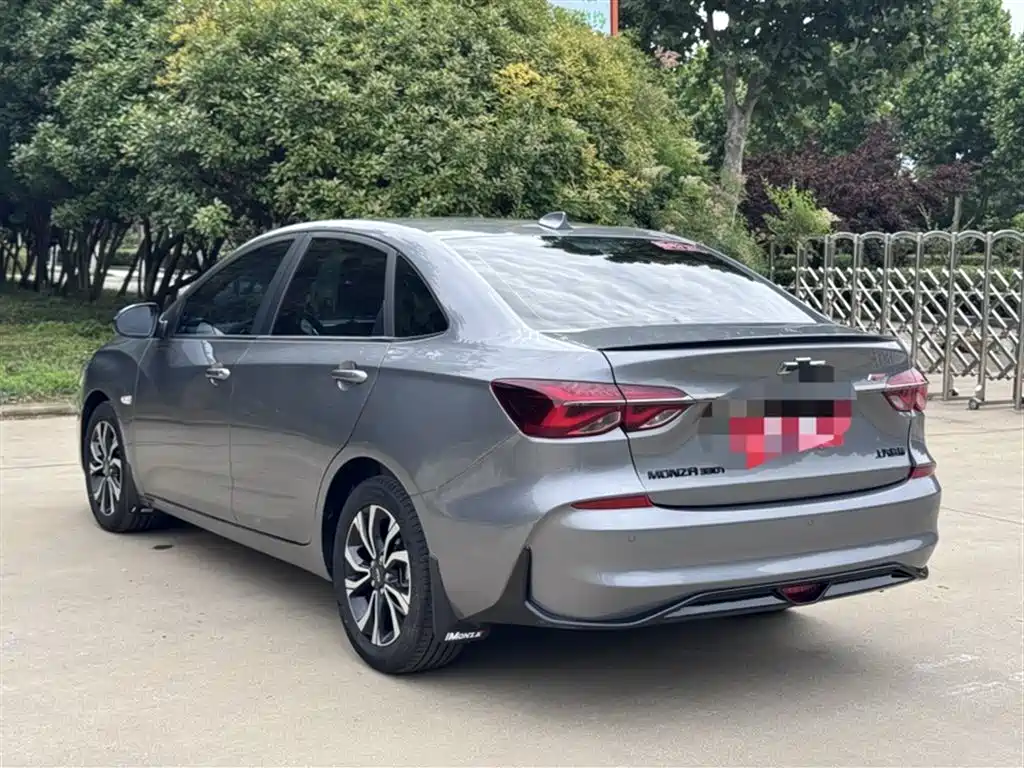 Chevrolet Monza 2022 Mild Hybrid RS 330T Automatic Comfort Edition фото 8