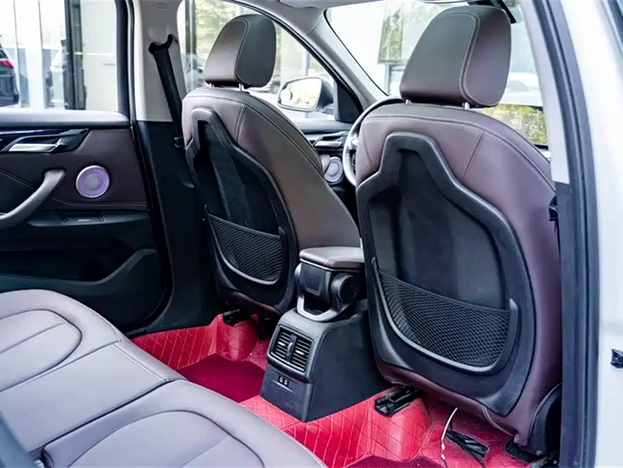 BMW X1 2021 sDrive25Li Leading фото 21