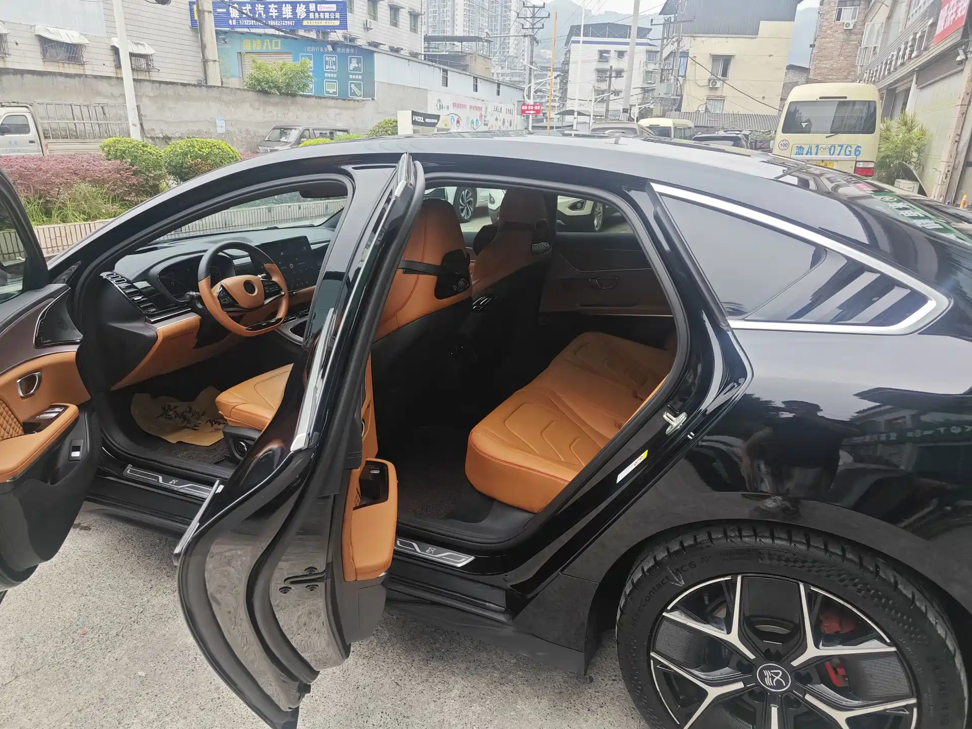 Фото 6 - BYD Han