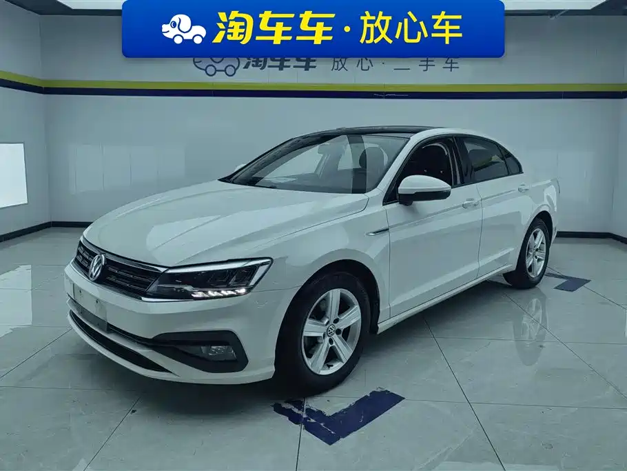 Volkswagen Lamando 2021 230TSI DSG Fashion Edition
