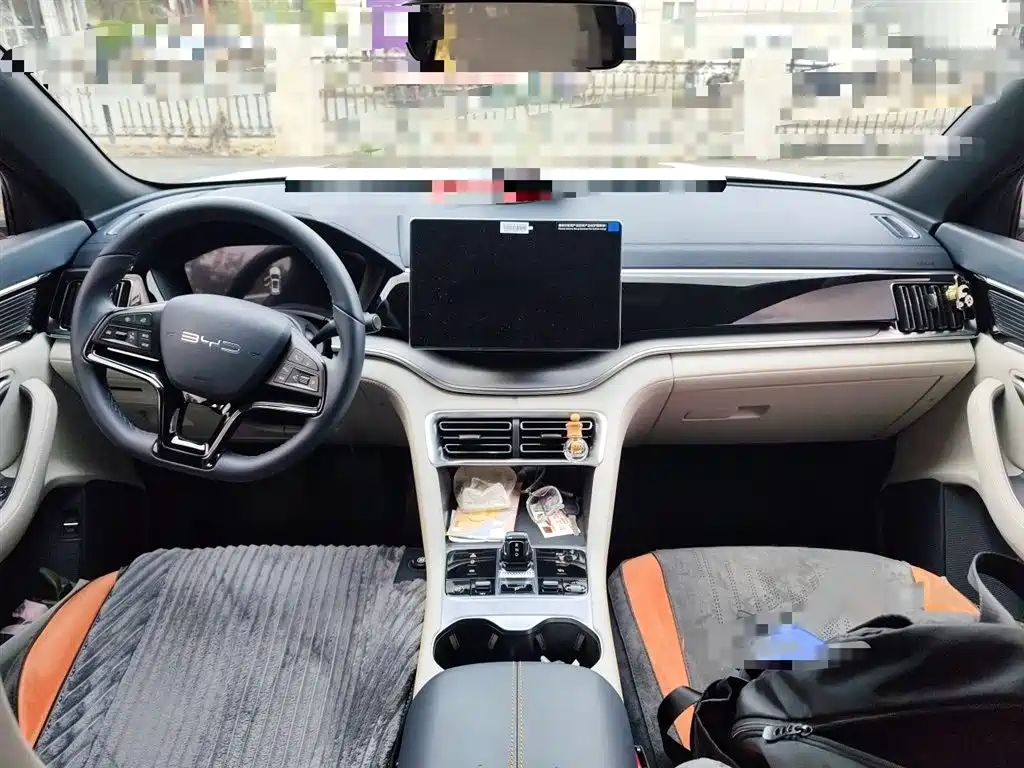 BYD Song PLUS PHEV 2024 Glory Edition DM-i 110km Flagship фото 13