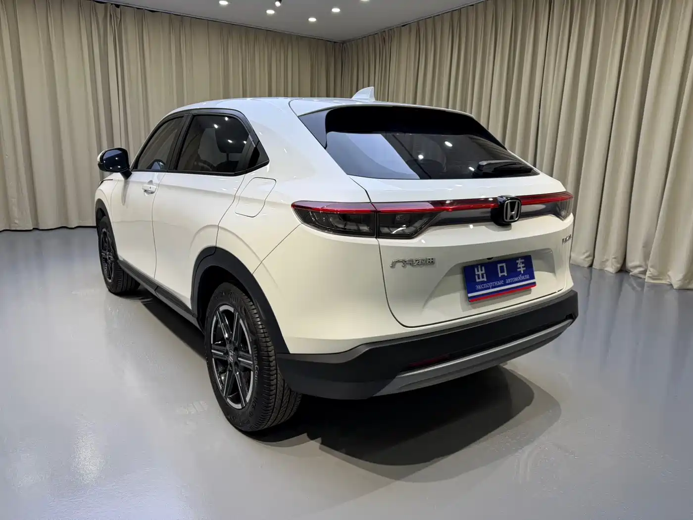 Photo 4 - Honda Vezel