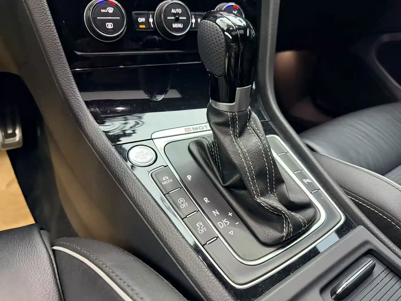 Volkswagen Golf (Import) 2018 2017 2.0TSI R