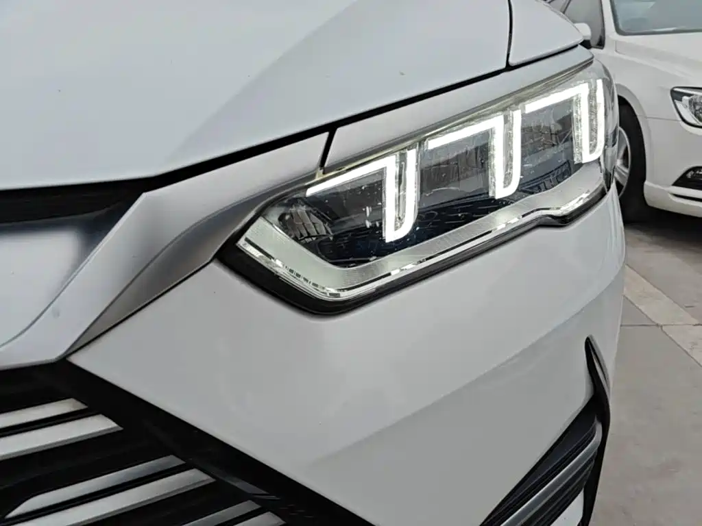 Фото 24 - BYD Song Pro