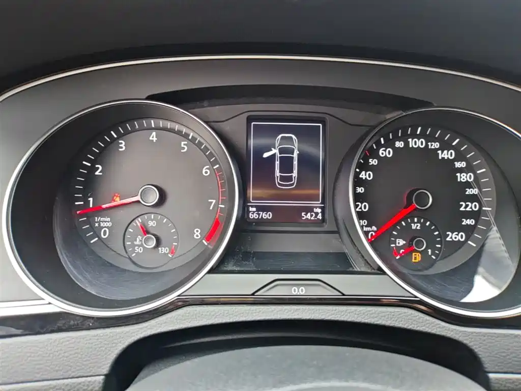 Volkswagen Magotan 2020 330TSI DSG Leading фото 12