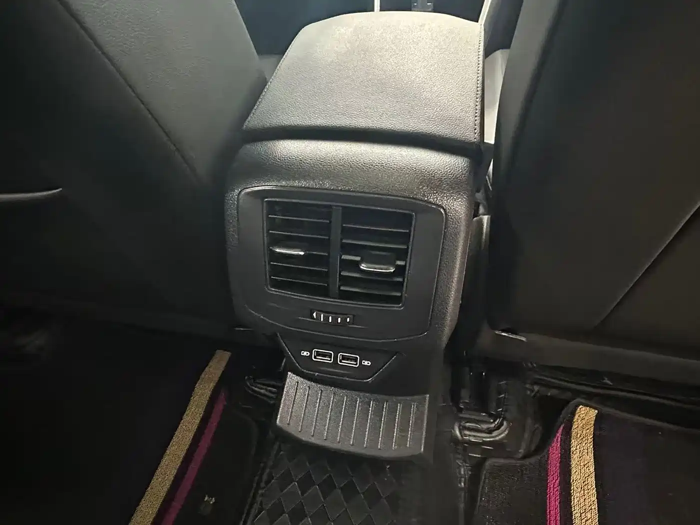 Volkswagen T-ROC 2022 280TSI DSG 2WD Comfort PLUS фото 12
