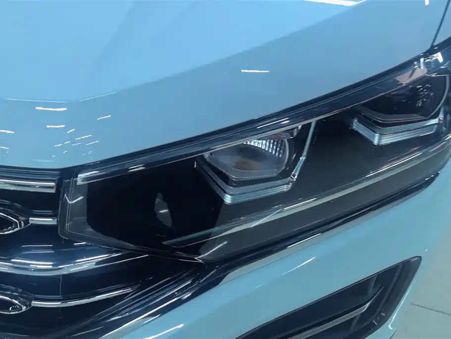 Volkswagen Tayron 2021 330TSI 2WD 30th Anniversary Edition фото 5