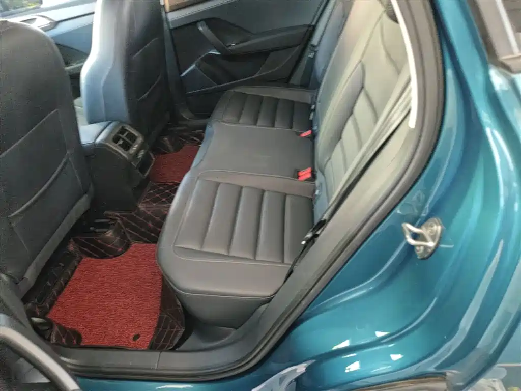 Volkswagen Tharu 2020 280TSI 2WD Comfort Edition China VI фото 24