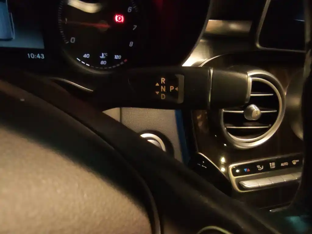 Photo 15 - Mercedes-Benz GLC