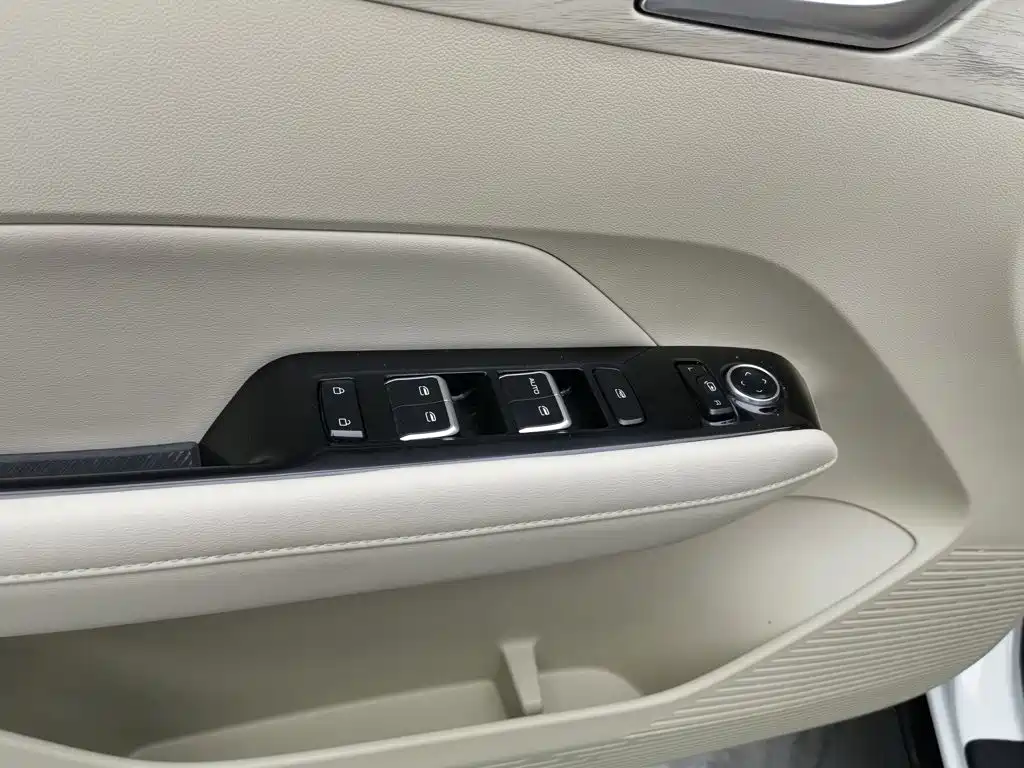 Wuling Motors Wuling Xingguang 2024 2023 70 Standard Edition