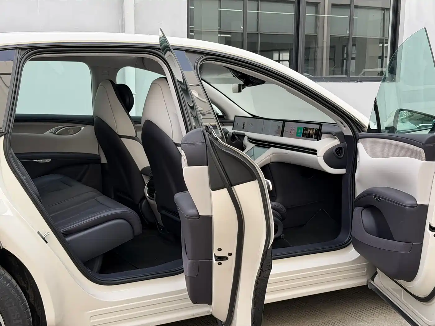 ZHIJI AUTOMOBILE ZHIJI LS7