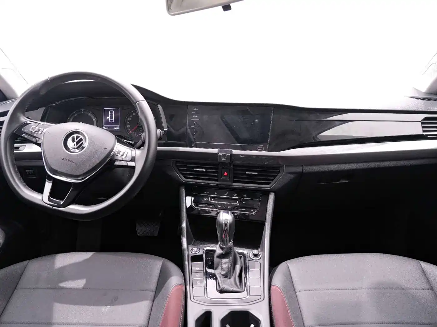 Volkswagen Bora 2021 1.5L Automatic Elite Smart Edition фото 20