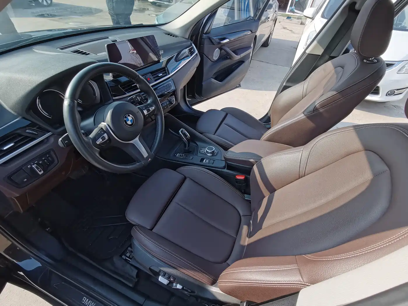 BMW X1 2021 sDrive25Li Leading фото 11